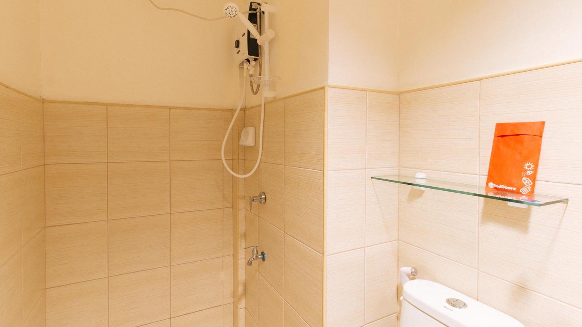 Reddoorz Plus At Alpina Heights Paranaque Paranaque City Exteriér fotografie