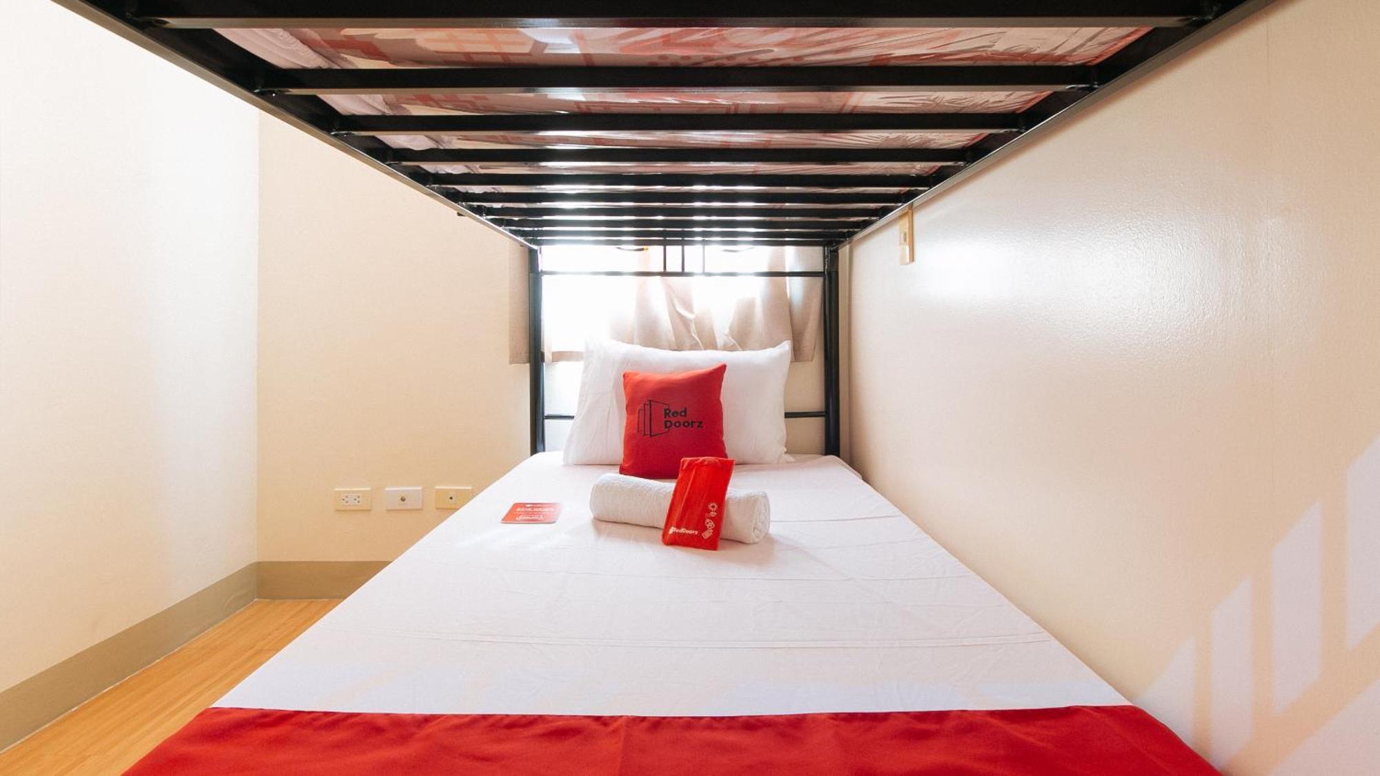 Reddoorz Plus At Alpina Heights Paranaque Paranaque City Exteriér fotografie