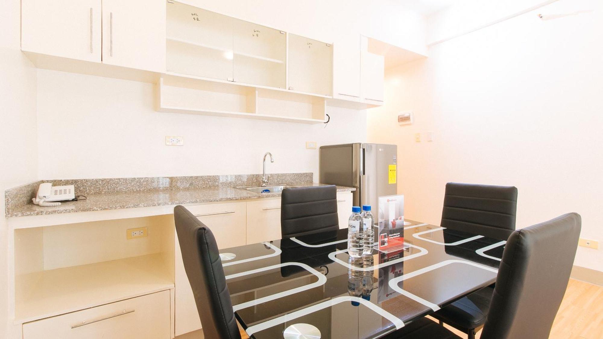 Reddoorz Plus At Alpina Heights Paranaque Paranaque City Exteriér fotografie