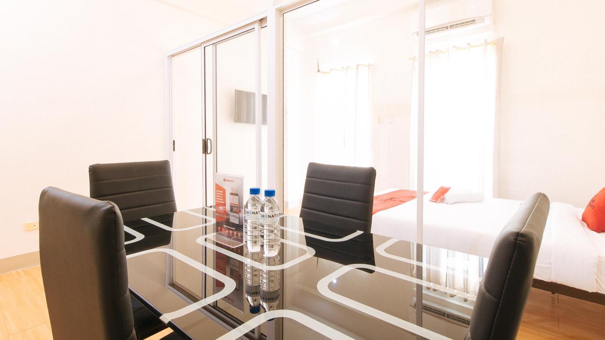Reddoorz Plus At Alpina Heights Paranaque Paranaque City Exteriér fotografie
