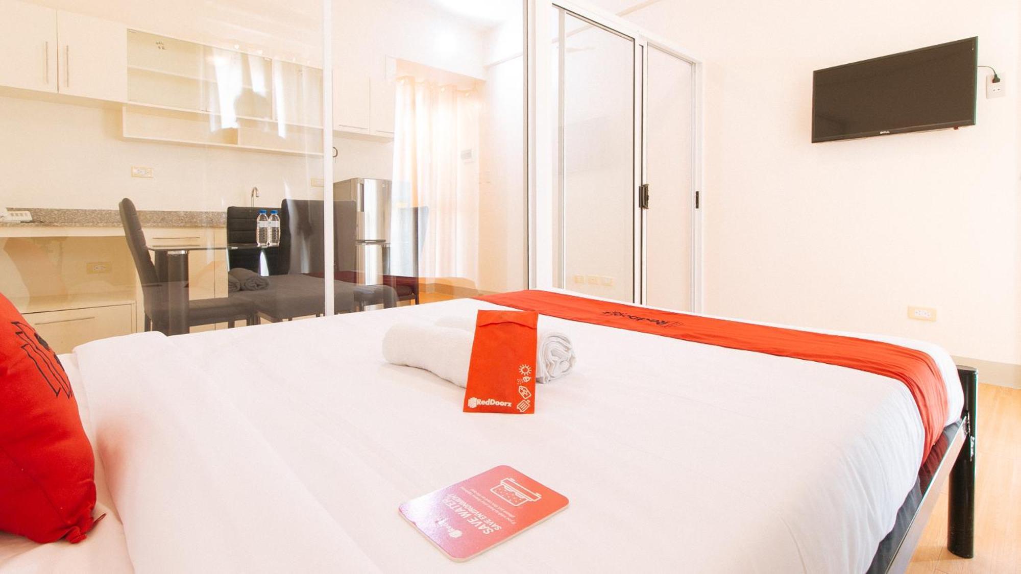 Reddoorz Plus At Alpina Heights Paranaque Paranaque City Exteriér fotografie