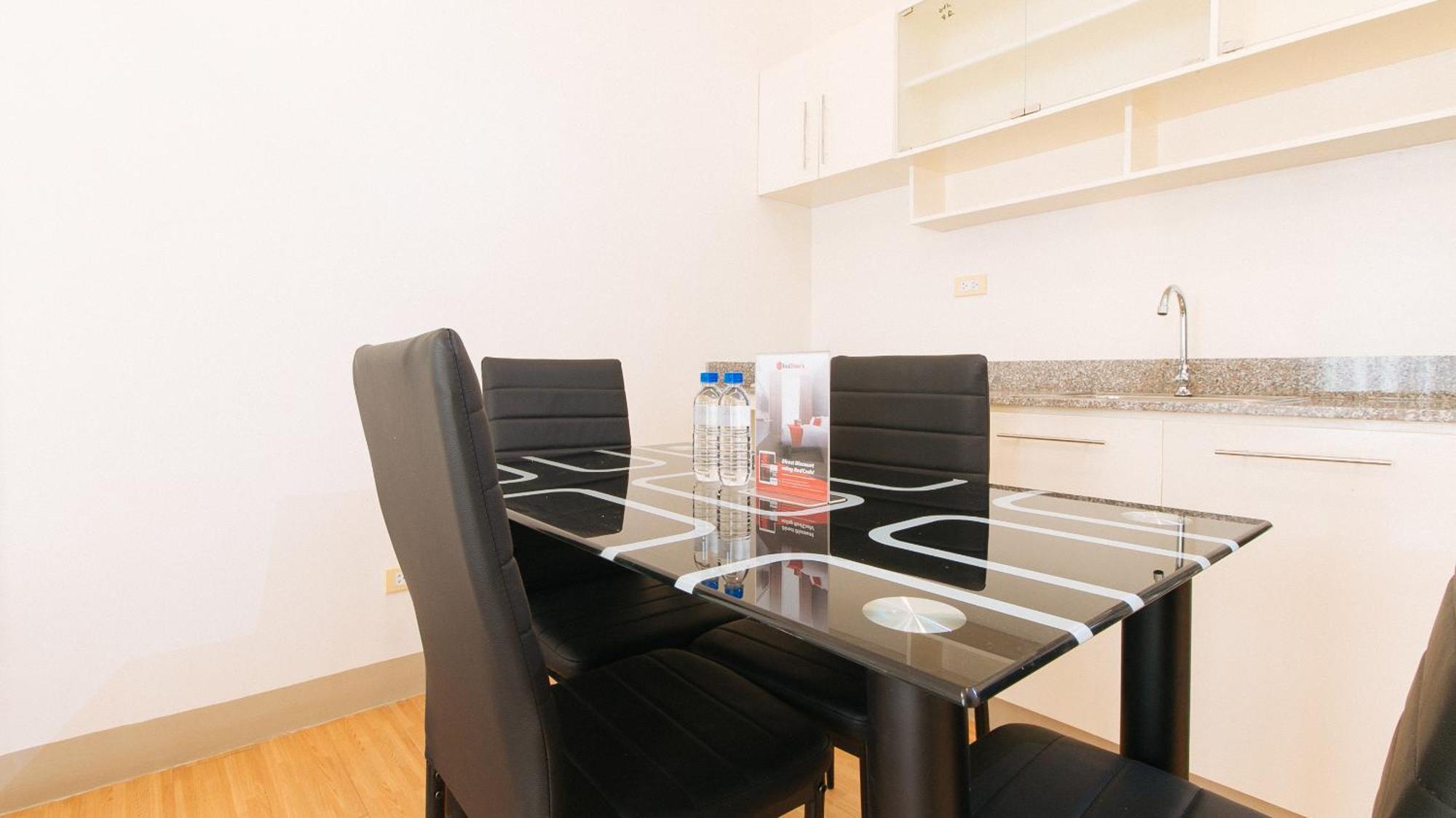 Reddoorz Plus At Alpina Heights Paranaque Paranaque City Exteriér fotografie