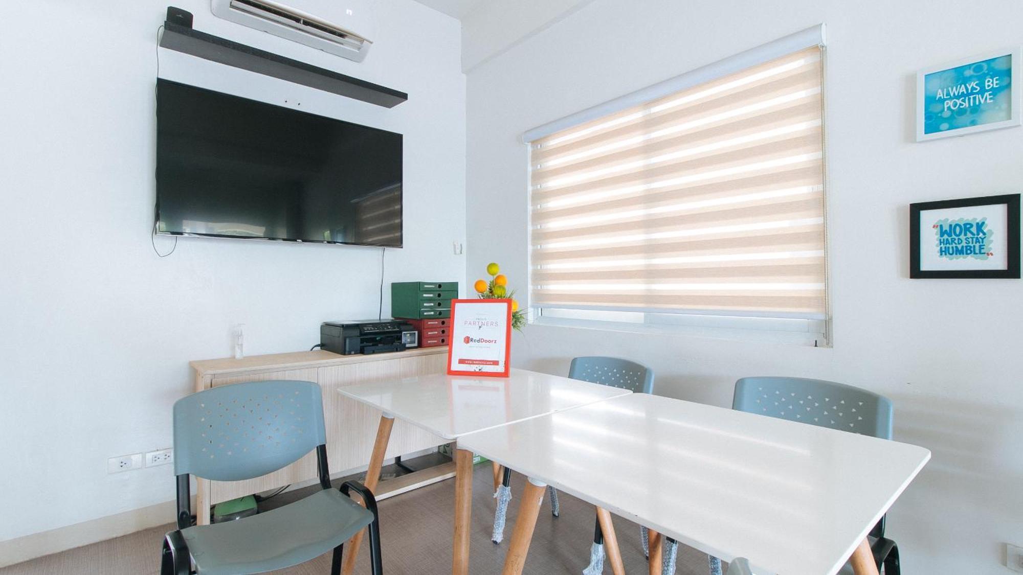 Reddoorz Plus At Alpina Heights Paranaque Paranaque City Exteriér fotografie